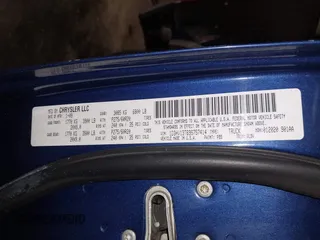 2009 Dodge 1500 SLT с VIN 1D3HV13T69S757414, выставлен на аукционе IAAI как лот 42142983 с пробегом 295 855 миль миль и . История ставок и продаж доступна на DreamBid. Изображение 9.