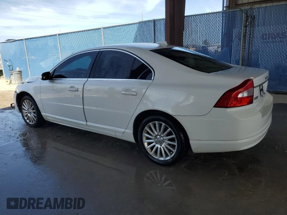 2007 Volvo S80 I6 with VIN YV1AS982871027471, listed as a Copart auction lot 77077414 with 163,767 mi miles and Non Repairable. Bid and sale history available at carsss.com. Image 2.