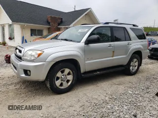 2006 Toyota 4Runner SR5 z VIN JTEBU14R168056899, wystawiony jako Copart lot #57660845 z przebiegiem 270 298 mil mil oraz Czysty tytuł • Clean title. Historia ofert i sprzedaży dostępna na DreamBid. Obrazek 1.