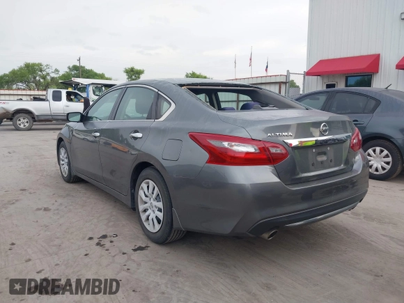 2018 Nissan Altima 2.5 SR with VIN 1N4AL3AP3JC165961, listed as a IAAI auction lot 41875782 with 56,252 mi miles. Bid and sale history available at carsss.com. Image 3.