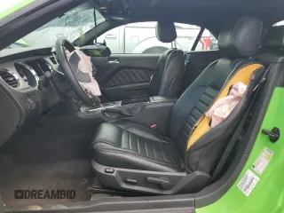 2013 Ford Mustang V6 с VIN 1ZVBP8EM3D5228384, выставлен на аукционе Copart как лот 60440115 с пробегом 142 124 миль миль и Списание • Salvage title. История ставок и продаж доступна на DreamBid. Изображение 7.