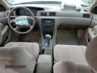 1999 Toyota Camry LE z VIN 4T1BG22K8XU522288, wystawiony jako Copart lot #56928325 z przebiegiem 150 818 mil mil oraz Szkoda całkowita • Salvage title. Historia ofert i sprzedaży dostępna na DreamBid. Obrazek 8.