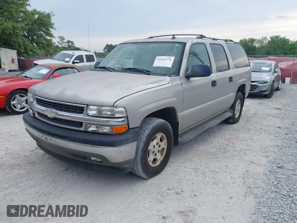 2006 Chevrolet Suburban LS w/1WT with VIN 1GNEC16Z26J178169, listed as a IAAI auction lot 42107271 with 272,073 mi miles. Bid and sale history available at carsss.com. Image 2.