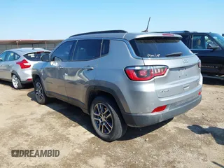 2017 Jeep Compass Latitude with VIN 3C4NJDBB4HT629073, listed as a IAAI auction lot 42231146 with 155,978 mi miles and . Bid and sale history available at DreamBid. Image 3.