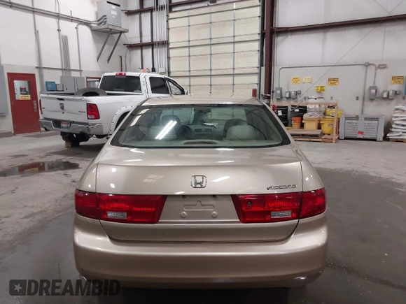 2005 Honda Accord LX z VIN 1HGCM56405A154610, wystawiony jako IAAI lot #41981328 z przebiegiem 177 047 mil mil oraz . Historia ofert i sprzedaży dostępna na DreamBid. Obrazek 17.