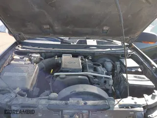 2005 Chevrolet TrailBlazer LS with VIN 1GNET16S756205497, listed as a IAAI auction lot 41766469 with 227,910 mi miles. Bid and sale history available at carsss.com. Image 10.