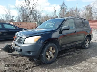 2007 Toyota RAV4 with VIN JTMZD33V976028178, listed as a IAAI auction lot 41923783 with 288,329 mi miles. Bid and sale history available at carsss.com. Image 2.