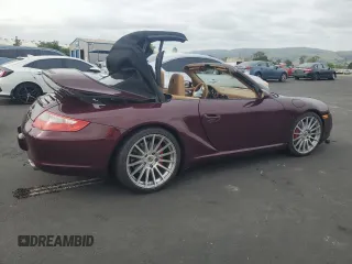 2006 Porsche 911 Carrera S z VIN WP0CB29956S769773, wystawiony jako Copart lot #54702225 z przebiegiem Nie podano mil oraz Szkoda całkowita • Salvage title. Historia ofert i sprzedaży dostępna na DreamBid. Obrazek 3.