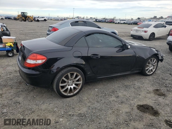2006 Mercedes-Benz SLK 350 z VIN WDBWK56F26F103650, wystawiony jako Copart lot #45700835 z przebiegiem 120 165 mil mil oraz Czysty tytuł • Clean title. Historia ofert i sprzedaży dostępna na DreamBid. Obrazek 3.