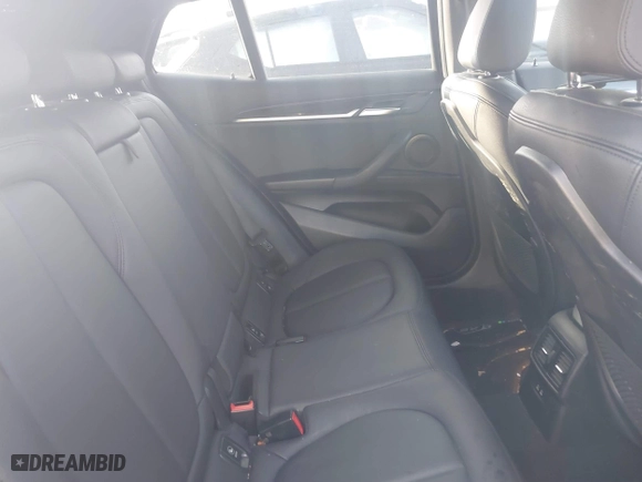 2018 BMW X2 sDrive28i with VIN WBXYJ3C36JEP75885, listed as a IAAI auction lot 41503551 with 136,671 mi miles. Bid and sale history available at carsss.com. Image 8.