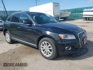 2017 Audi Q5 Premium with VIN WA1C2AFP1HA058751, listed as a IAAI auction lot 40494748 with 67,877 mi miles. Bid and sale history available at carsss.com. Image 1.