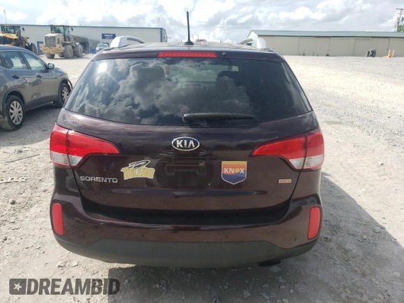 2015 Kia Sorento LX with VIN 5XYKT3A69FG570795, listed as a Copart auction lot 53886515 with 191,201 mi miles and Salvage Title. Bid and sale history available at DreamBid. Image 6.