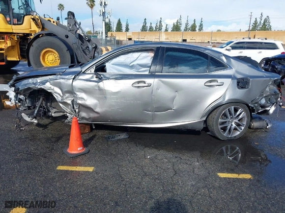 2019 Lexus IS with VIN JTHBA1D28K5099758, listed as a IAAI auction lot 41788980 with 34,961 mi miles. Bid and sale history available at carsss.com. Image 14.