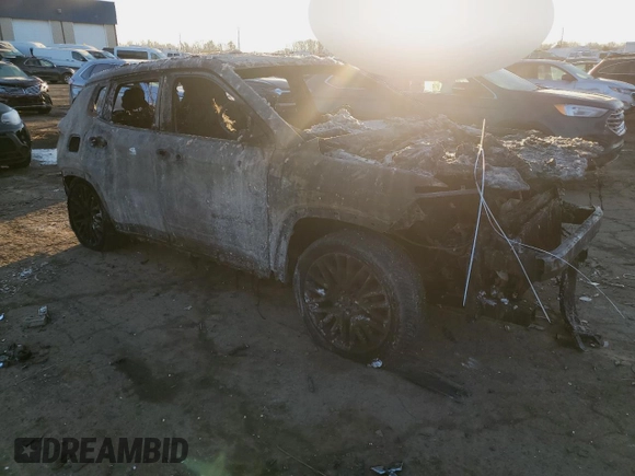 2022 Jeep Compass Limited z VIN 3C4NJDCB3NT112101, wystawiony jako Copart lot #88647215 z przebiegiem Nie podano mil oraz Szkoda całkowita • Salvage title. Historia ofert i sprzedaży dostępna na DreamBid. Obrazek 4.