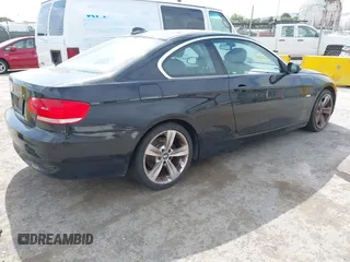 2008 BMW 3 Series 328xi with VIN WBAWC33578PD08442, listed as a IAAI auction lot 42120947 with 137,077 mi miles and . Bid and sale history available at DreamBid. Image 4.
