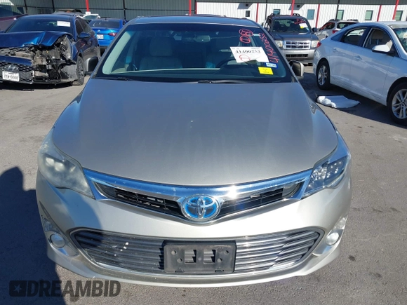 2015 Toyota Avalon Hybrid XLE Touring with VIN 4T1BD1EB8FU037890, listed as a IAAI auction lot 41400252 with 161,914 mi miles. Bid and sale history available at carsss.com. Image 18.