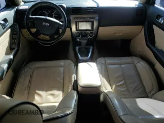 2008 Hummer H3 SUV Luxury with VIN 5GTEN43E288195918, listed as a Copart auction lot 76897894 with 166,311 mi miles and Non Repairable. Bid and sale history available at carsss.com. Image 8.