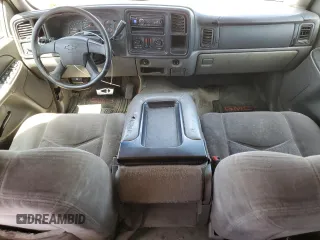 2004 Chevrolet Suburban LS z VIN 1GNEC16T34J317301, wystawiony jako Copart lot #57801655 z przebiegiem 269 929 mil mil oraz Czysty tytuł • Clean title. Historia ofert i sprzedaży dostępna na DreamBid. Obrazek 8.