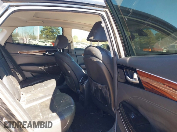 2019 Kia Cadenza Technology with VIN KNALC4J19K5171500, listed as a IAAI auction lot 41420658 with 93,823 mi miles. Bid and sale history available at carsss.com. Image 8.