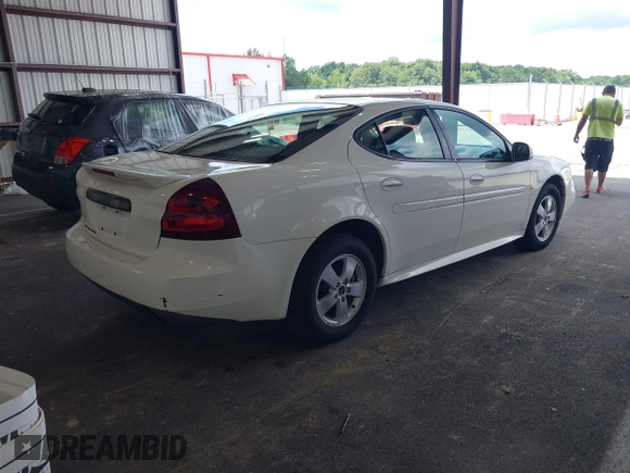 2006 Pontiac Grand Prix with VIN 2G2WP552661229054, listed as a IAAI auction lot 42683079 with 90,950 mi miles and . Bid and sale history available at DreamBid. Image 4.
