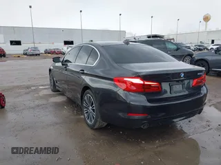 2020 BMW 5 Series 530i with VIN WBAJR3C08LWW77822, listed as a IAAI auction lot 41880376 with 52,533 mi miles and . Bid and sale history available at carsss.com. Image 3.