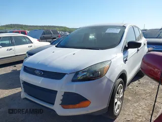2013 Ford Escape S with VIN 1FMCU0F74DUD19224, listed as a IAAI auction lot 42020707 with 211,040 mi miles. Bid and sale history available at carsss.com. Image 2.