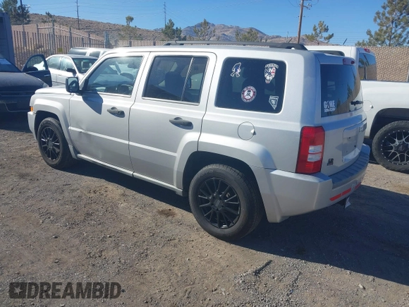 2008 Jeep Patriot Sport с VIN 1J8FT28W88D636040, выставлен на аукционе IAAI как лот 41433558 с пробегом 143 563 миль миль и . История ставок и продаж доступна на DreamBid. Изображение 3.