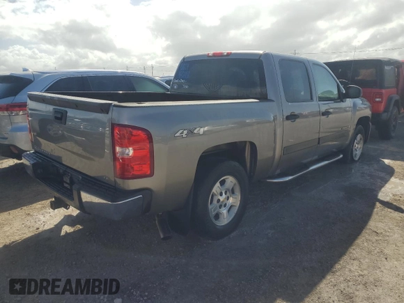 2007 Chevrolet Silverado 1500 LT w/1LT with VIN 3GCEK13C87G511053, listed as a Copart auction lot 76103914 with 198,925 mi miles and Salvage Title. Bid and sale history available at carsss.com. Image 3.