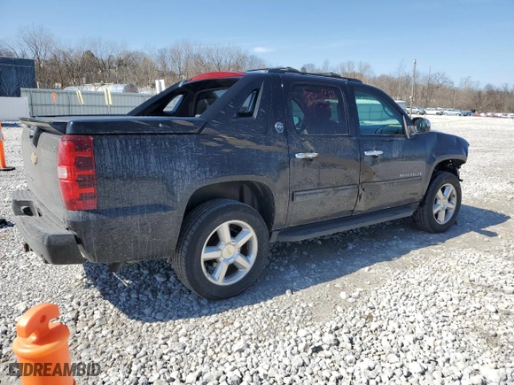 2013 Chevrolet Avalanche LT with VIN 3GNTKFE76DG179301, listed as a Copart auction lot 49106465 with 124,537 mi miles and Salvage Title. Bid and sale history available at carsss.com. Image 3.