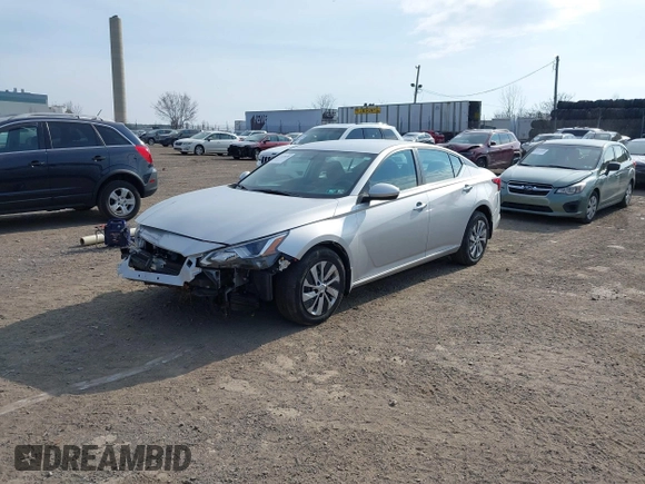 2019 Nissan Altima 2.5 S with VIN 1N4BL4BW0KC142252, listed as a IAAI auction lot 41722876 with 28,677 mi miles. Bid and sale history available at carsss.com. Image 19.