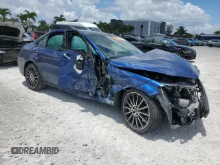 2020 Mercedes-Benz C 300 with VIN 55SWF8DB2LU324185, listed as a Copart auction lot 62493305 with 33,259 mi miles and Clean title. Bid and sale history available at DreamBid. Image 4.