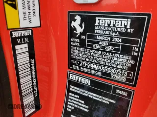 2024 Ferrari SF90 z VIN ZFF96NMAXR0307213, wystawiony jako Copart lot #74306594 z przebiegiem Nie podano mil oraz Nie do naprawy. Historia ofert i sprzedaży dostępna na DreamBid. Obrazek 13.