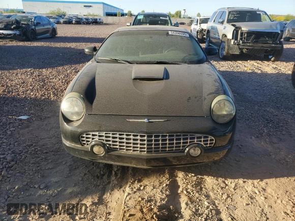 2002 Ford Thunderbird Hardtop Premium with VIN 1FAHP60A52Y101572, listed as a Copart auction lot 54356595 with 99,505 mi miles and Clean Title. Bid and sale history available at DreamBid. Image 5.