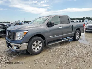 2019 Nissan Titan SV with VIN 1N6AA1E67KN524530, listed as a Copart auction lot 59898575 with 116,883 mi miles and Salvage title. Bid and sale history available at DreamBid. Image 1.
