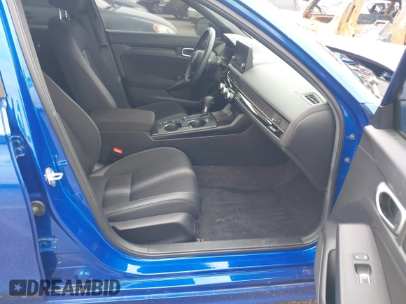 2024 Honda Civic Sport z VIN 2HGFE2F53RH513179, wystawiony jako IAAI lot #42051343 z przebiegiem 23 784 mil mil oraz . Historia ofert i sprzedaży dostępna na DreamBid. Obrazek 5.