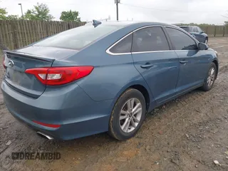 2015 Hyundai Sonata SE z VIN 5NPE24AF4FH074138, wystawiony jako IAAI lot #42332161 z przebiegiem 91 226 mil mil oraz . Historia ofert i sprzedaży dostępna na DreamBid. Obrazek 4.