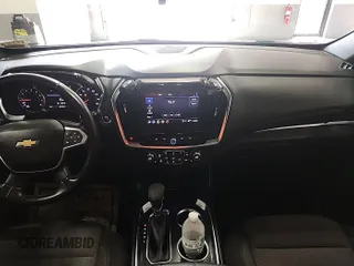 2022 Chevrolet Traverse LT Cloth z VIN 1GNEVGKW2NJ154512, wystawiony jako IAAI lot #42569716 z przebiegiem 84 735 mil mil oraz . Historia ofert i sprzedaży dostępna na DreamBid. Obrazek 25.