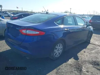 2013 Ford Fusion S with VIN 3FA6P0G79DR294759, listed as a IAAI auction lot 41989625 with 182,455 mi miles. Bid and sale history available at carsss.com. Image 4.