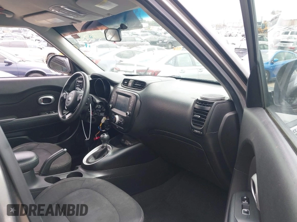 2018 Kia Soul + with VIN KNDJP3A5XJ7595332, listed as a IAAI auction lot 42024222 with 100,163 mi miles and . Bid and sale history available at DreamBid. Image 5.