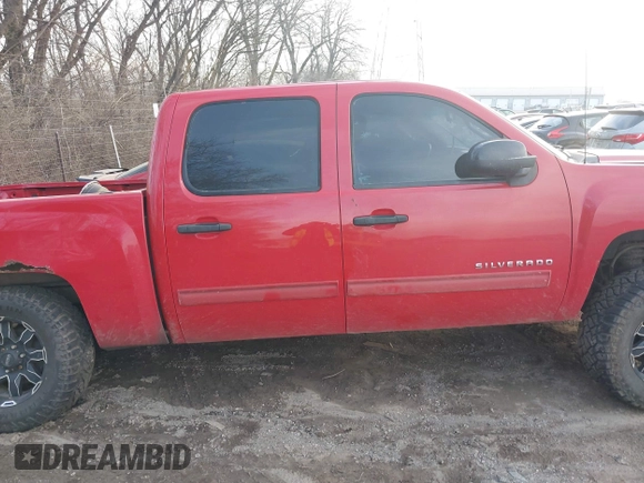 2010 Chevrolet Silverado 1500 LT with VIN 3GCRKSE37AG147218, listed as a IAAI auction lot 41827607 with 281,697 mi miles and . Bid and sale history available at DreamBid. Image 13.