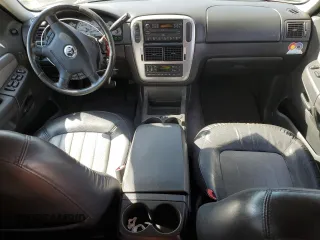 2005 Mercury Mountaineer Convenience with VIN 4M2ZU86KX5ZJ00820, listed as a Copart auction lot 48694705 with 191,101 mi miles and Salvage title. Bid and sale history available at DreamBid. Image 8.