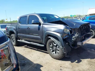 2016 Toyota Tacoma SR with VIN 5TFCZ5AN6GX032026, listed as a IAAI auction lot 42091523 with 159,259 mi miles and . Bid and sale history available at carsss.com. Image 14.