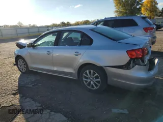 2013 Volkswagen Jetta SE with VIN 3VWDX7AJ1DM426518, listed as a Copart auction lot 78533834 with 123,838 mi miles and Salvage title. Bid and sale history available at DreamBid. Image 2.