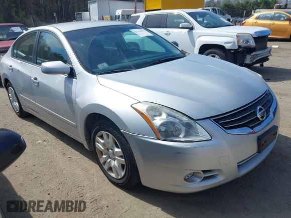 2012 Nissan Altima 2.5 S with VIN 1N4AL2AP4CN433420, listed as a IAAI auction lot 42112989 with 190,527 mi miles. Bid and sale history available at carsss.com. Image 1.
