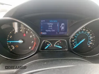 2013 Ford Escape SE с VIN 1FMCU0GX6DUB47261, выставлен на аукционе Copart как лот 59747645 с пробегом 203 934 миль миль и Чистый • Clean title. История ставок и продаж доступна на DreamBid. Изображение 9.