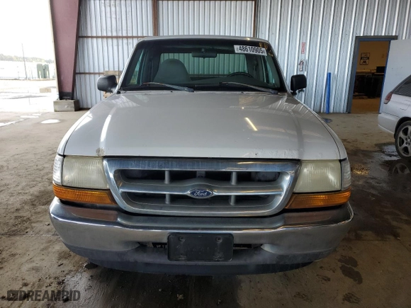 2000 Ford Ranger XL with VIN 1FTYR14V3YPC09059, listed as a Copart auction lot 48610905 with 260,821 mi miles and Clean Title. Bid and sale history available at carsss.com. Image 5.