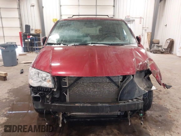 2015 Chrysler Town & Country Touring with VIN 2C4RC1BG1FR717939, listed as a IAAI auction lot 41667583 with 1 mi miles. Bid and sale history available at carsss.com. Image 13.