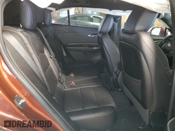 2019 Cadillac XT4 FWD Sport z VIN 1GYFZER43KF176425, wystawiony jako Copart lot #45782685 z przebiegiem 94 986 mil mil oraz Szkoda całkowita • Salvage title. Historia ofert i sprzedaży dostępna na DreamBid. Obrazek 12.