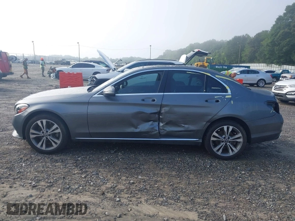 2021 Mercedes-Benz C 300 with VIN W1KWF8EB7MR618067, listed as a IAAI auction lot 42475488 with 47,000 mi miles and . Bid and sale history available at DreamBid. Image 15.