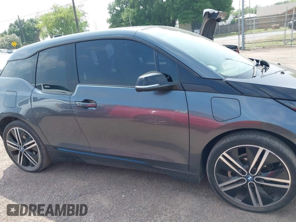 2016 BMW i3 z VIN WBY1Z4C50GV506206, wystawiony jako IAAI lot #41928411 z przebiegiem 41 148 mil mil oraz . Historia ofert i sprzedaży dostępna na DreamBid. Obrazek 13.